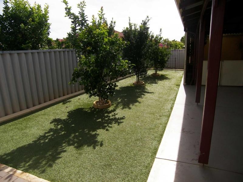 16 Houghton Close, South Guildford WA 6055