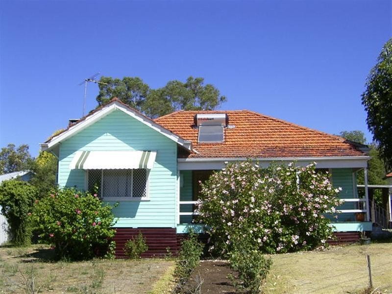 18 Manson Street, Swan View WA 6056
