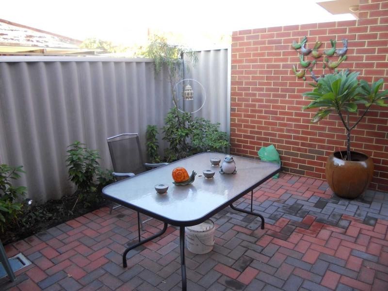 Unit 2/44 Dudley Street, Midland WA 6056