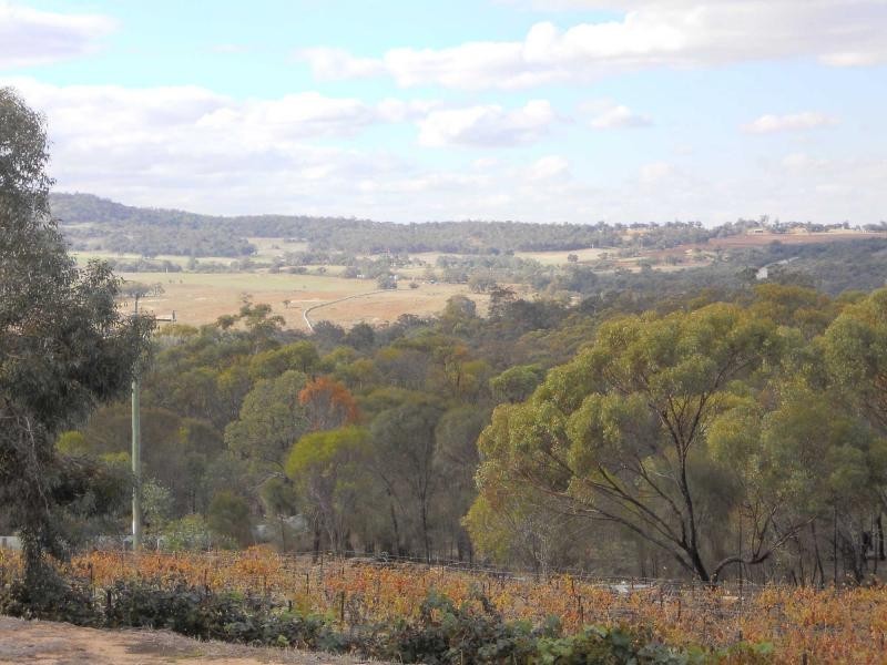 245 Benrua Road, Clackline WA 6564