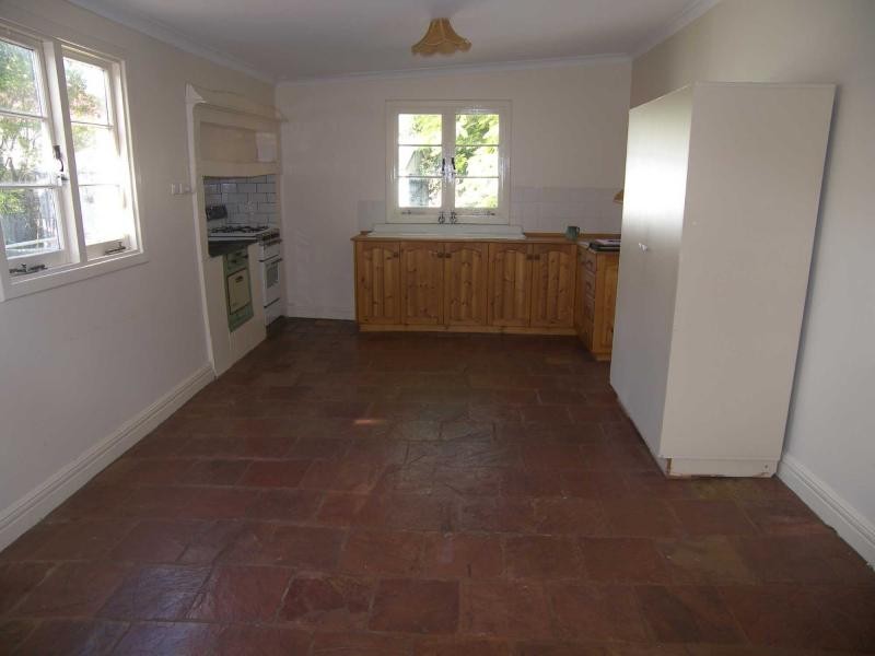 212 Peninsula Road, Maylands WA 6051