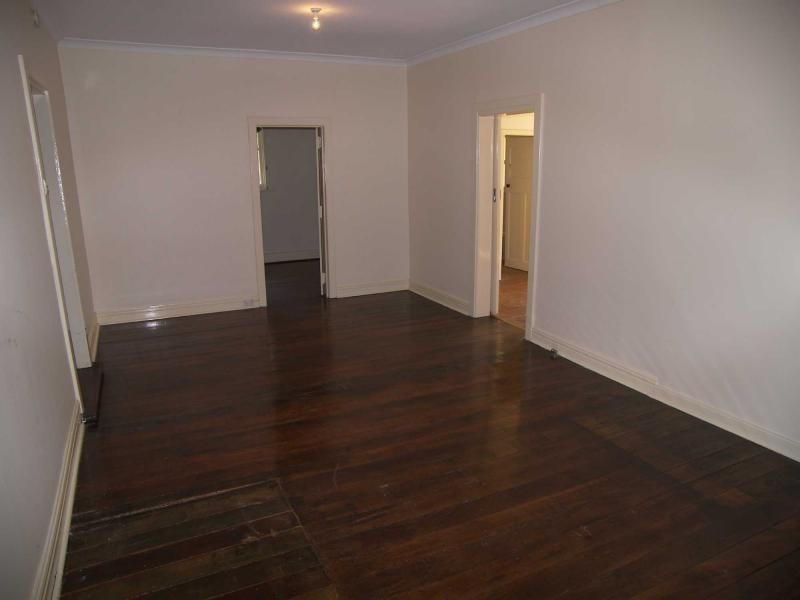 212 Peninsula Road, Maylands WA 6051