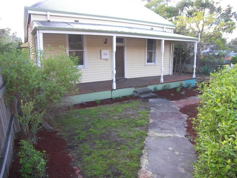 212 Peninsula Road, Maylands WA 6051