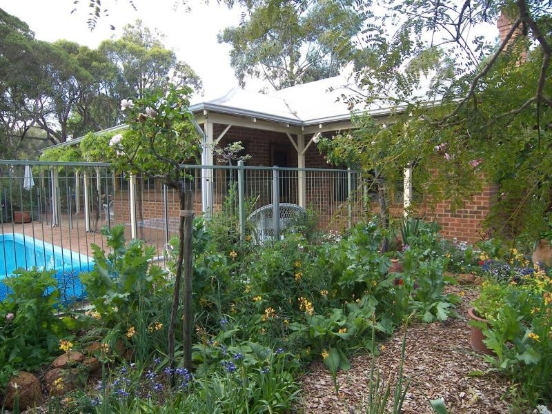 1095 Glen Road, Darlington WA 6070