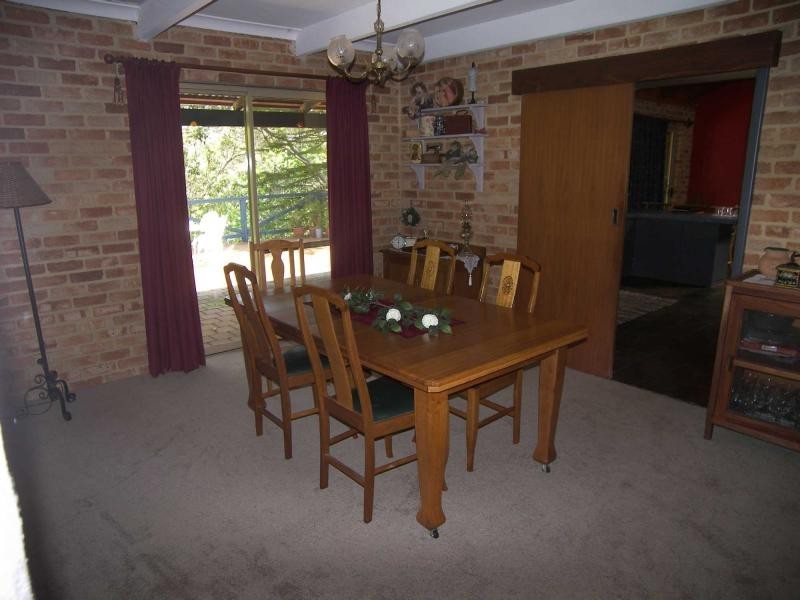 24 Feldman Crescent, Parkerville WA 6081