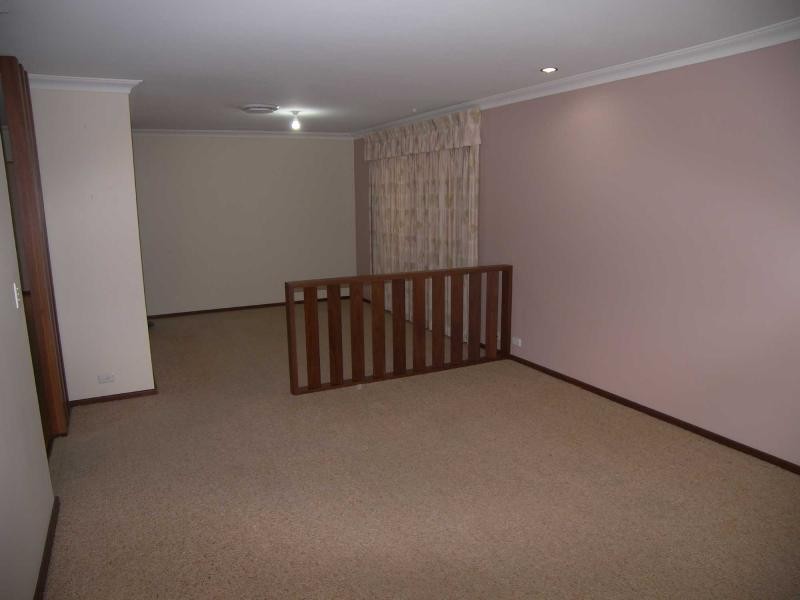 26 Welbourn Road, Swan View WA 6056