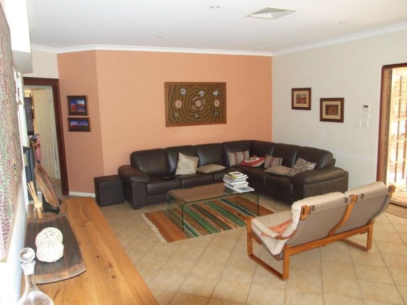 1 Goddard Place, Stoneville WA 6081