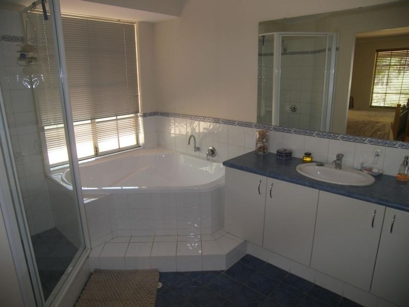 1 Goddard Place, Stoneville WA 6081