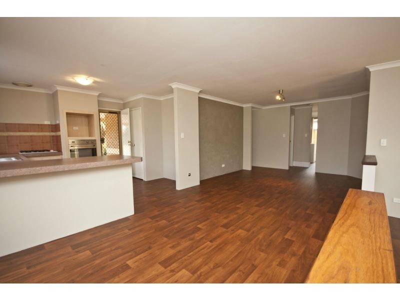 5 Jitti Court, South Guildford WA 6055