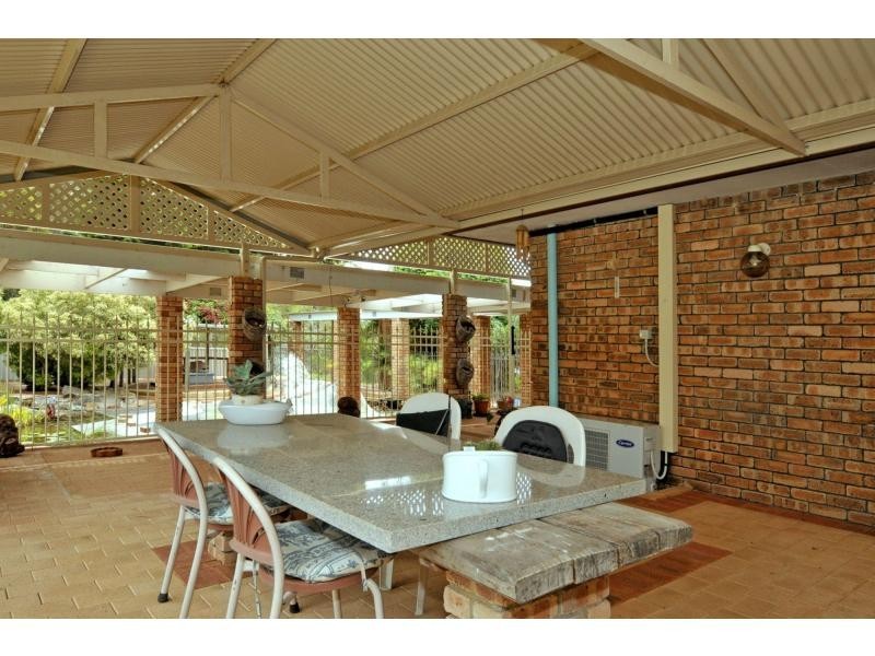 6 Tee Avenue, Mundaring, Mundaring WA 6073