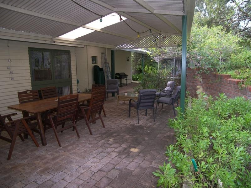 3 Oakleigh Road, Darlington WA 6070