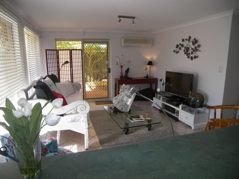 11 Edgar Wilkes Entrance, South Guildford WA 6055