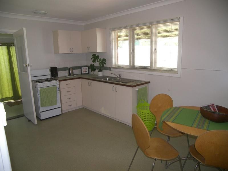 14 Clianthus Way, Koongamia WA 6056