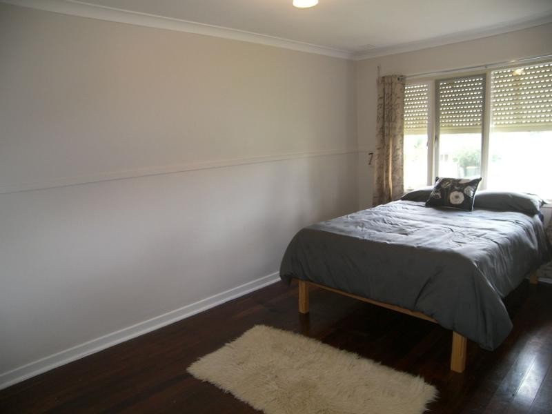 14 Clianthus Way, Koongamia WA 6056