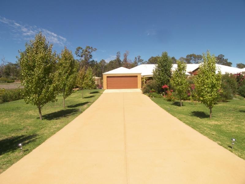345 Peartree Lane, Parkerville WA 6081