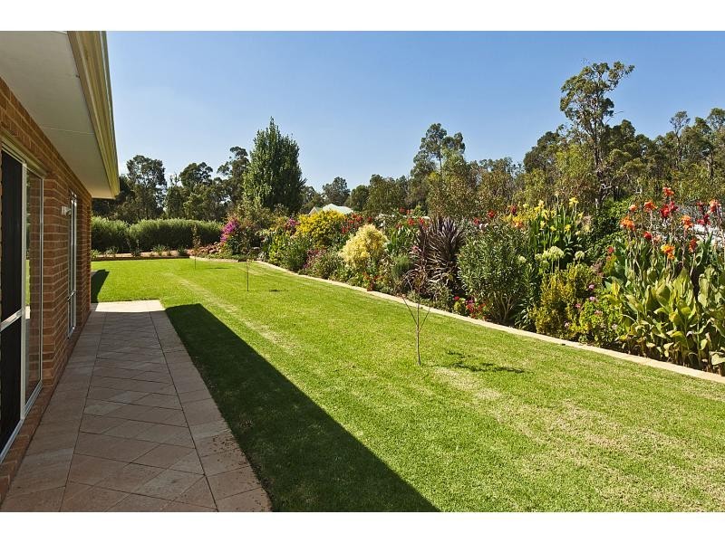 345 Peartree Lane, Parkerville WA 6081