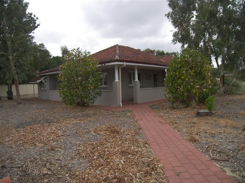 8 Bellevue Road, Bellevue WA 6056