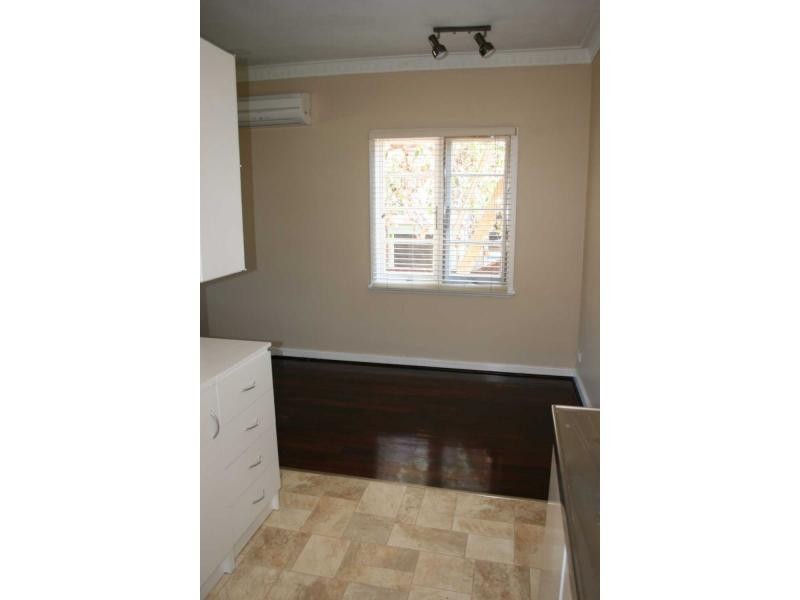 27 Jinda Road, Koongamia WA 6056