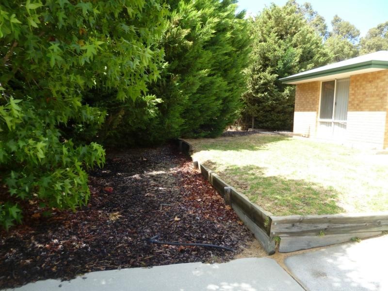 53 Laslett Circle, Mundaring WA 6073