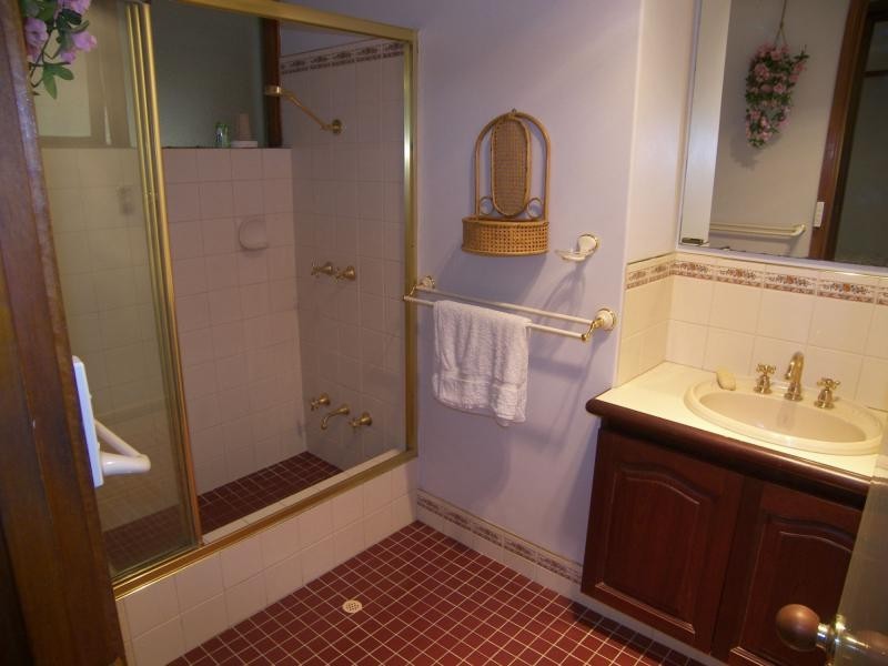 17 National Park Road, Swan View WA 6056