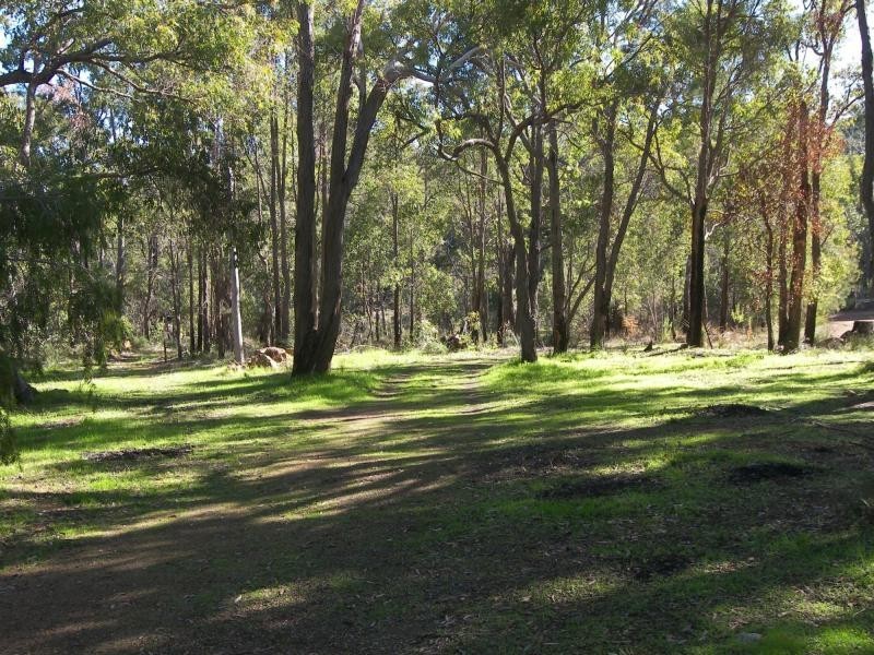 830 Oxley Road, Hovea WA 6071