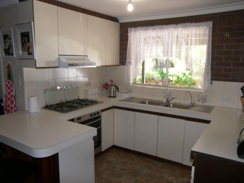 830 Oxley Road, Hovea WA 6071