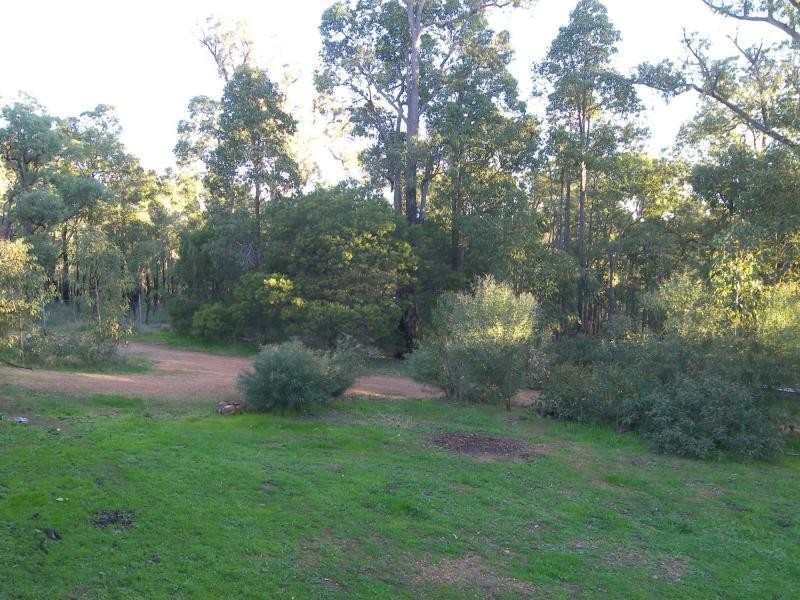 830 Oxley Road, Hovea WA 6071