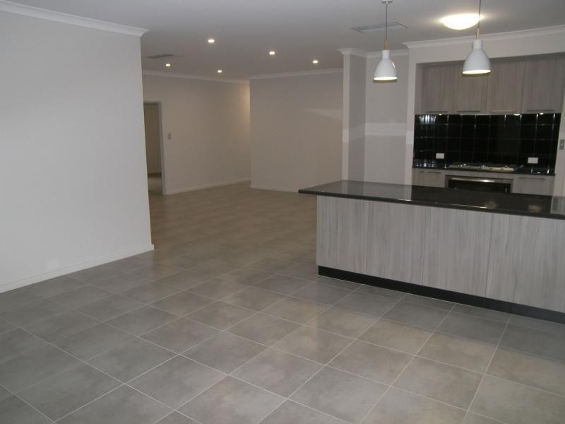 112B Queens Road, South Guildford WA 6055