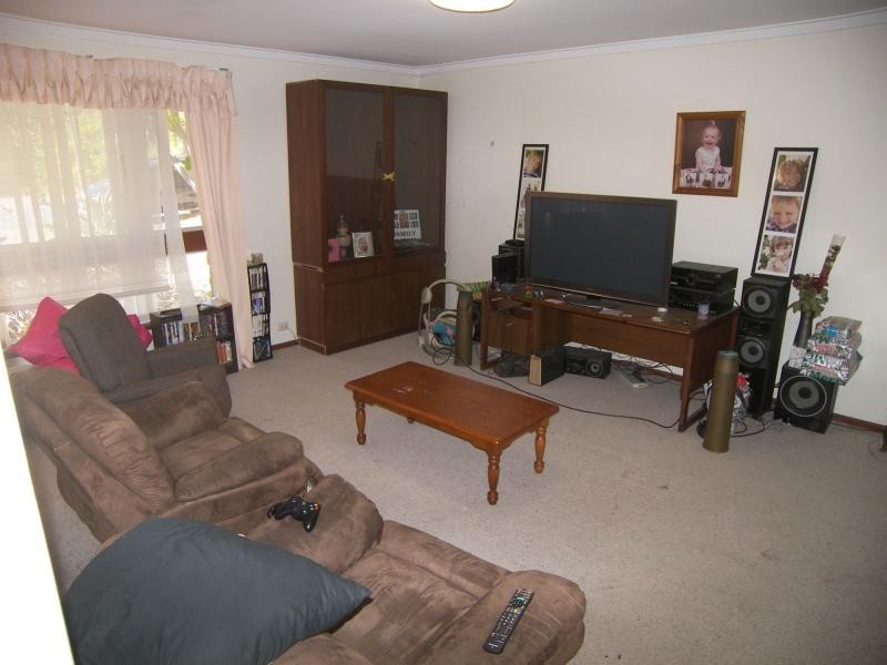 5 Benowa Drive, Glen Forrest WA 6071