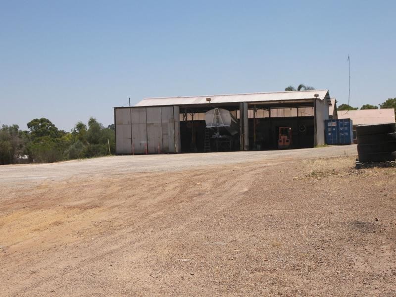 240 Clayton Road, Helena Valley WA 6056