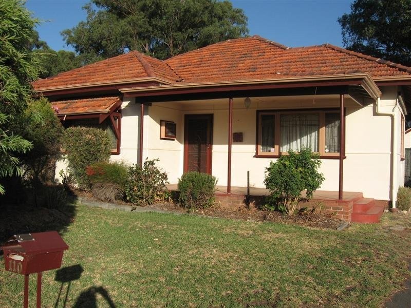 110 River View Avenue, South Guildford WA 6055