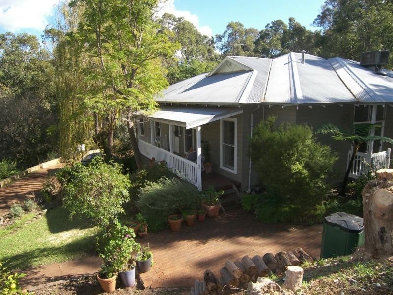 105 Morrell Road, Glen Forrest WA 6071