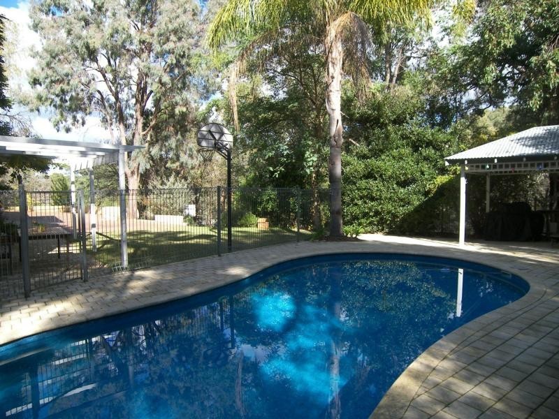 105 Morrell Road, Glen Forrest WA 6071