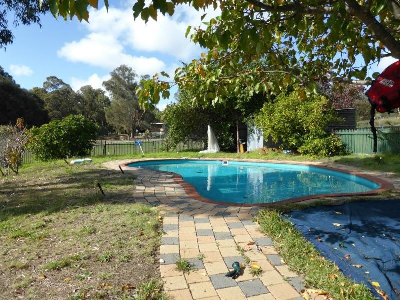 1015 Dartnall Road, Parkerville WA 6081