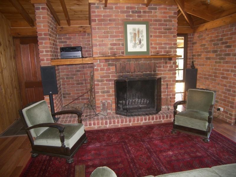 1100 Bushlands Road, Hovea WA 6071