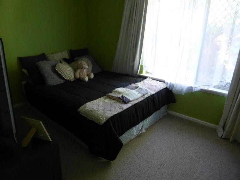 33 Abbott Way, Swan View WA 6056