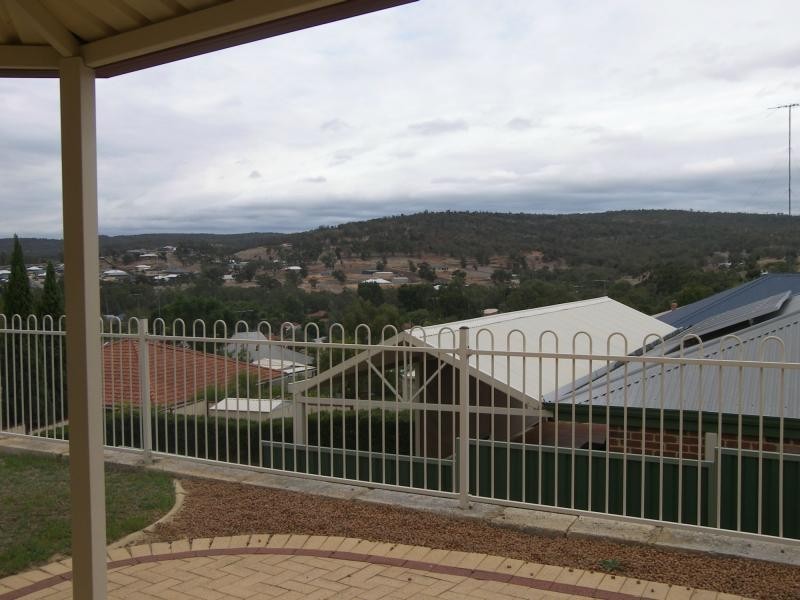 23 Dongara Circle, Jane Brook WA 6056