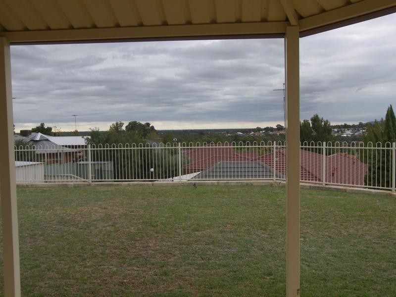 23 Dongara Circle, Jane Brook WA 6056