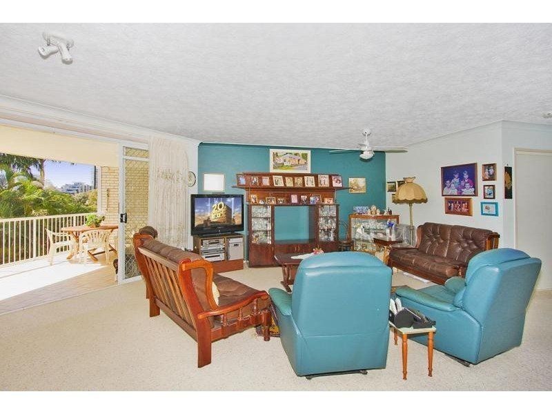 11/54 Dutton Street, Coolangatta QLD 4225