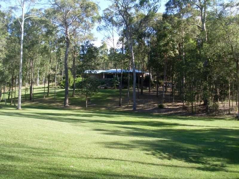 303 San Fernando Drive, Worongary QLD 4213