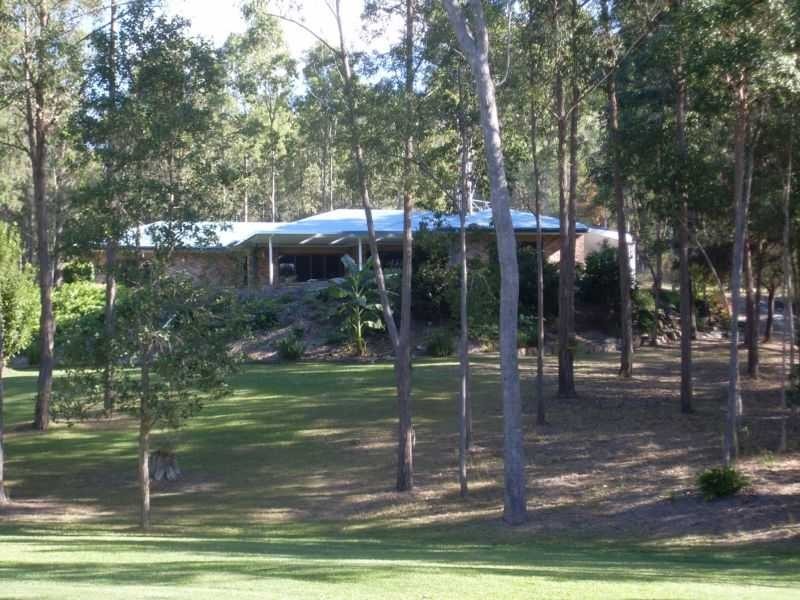 303 San Fernando Drive, Worongary QLD 4213