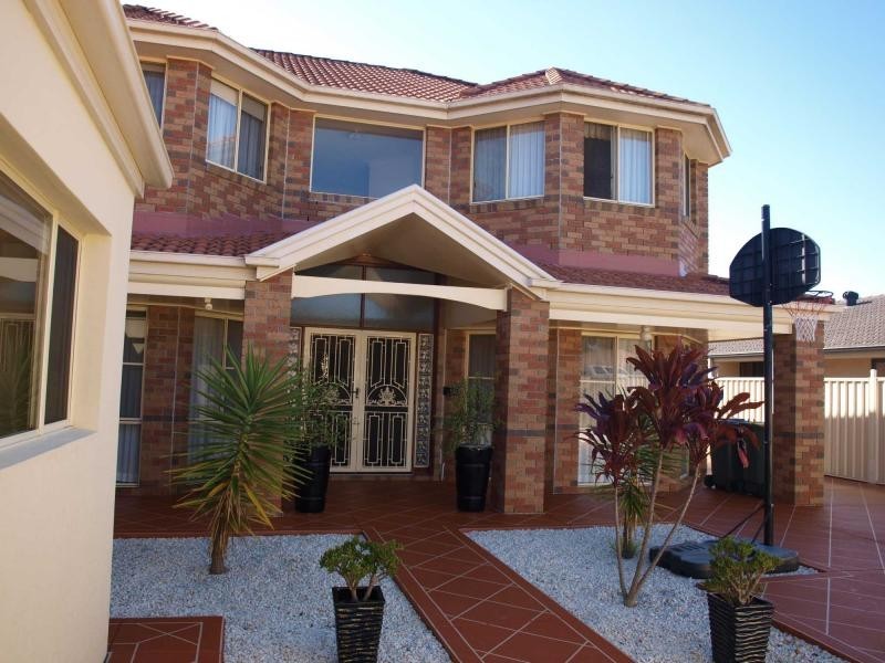 22 Audrey Avenue, Helensvale QLD 4212