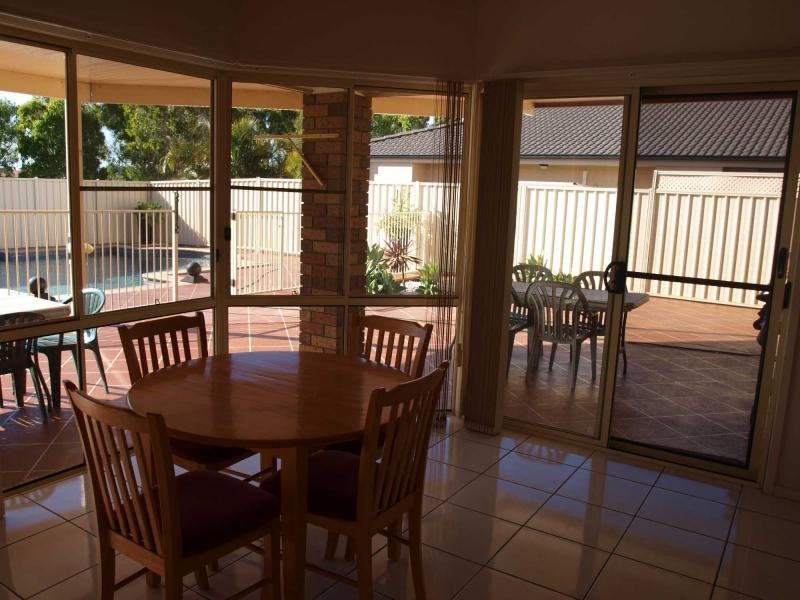 22 Audrey Avenue, Helensvale QLD 4212