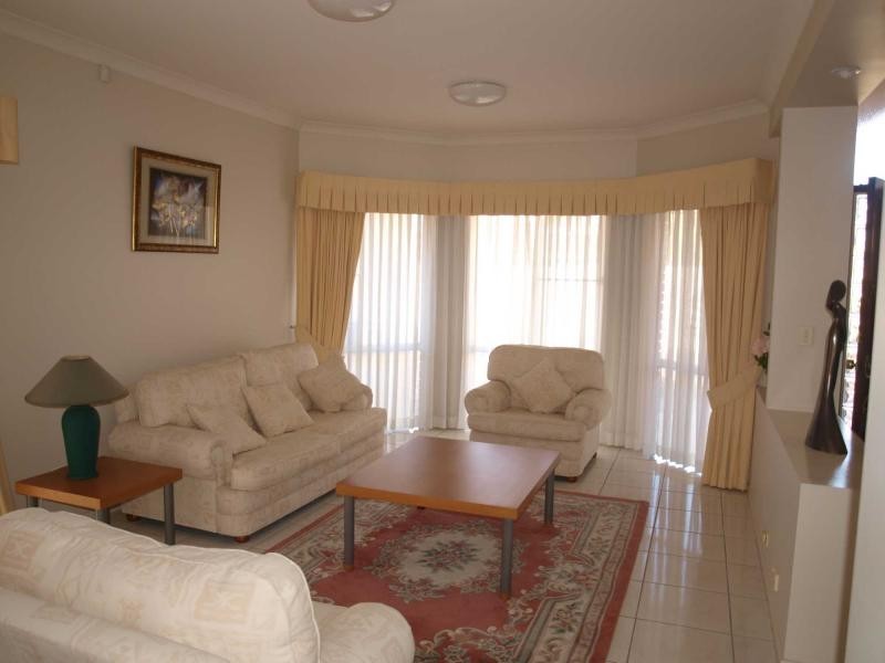 22 Audrey Avenue, Helensvale QLD 4212