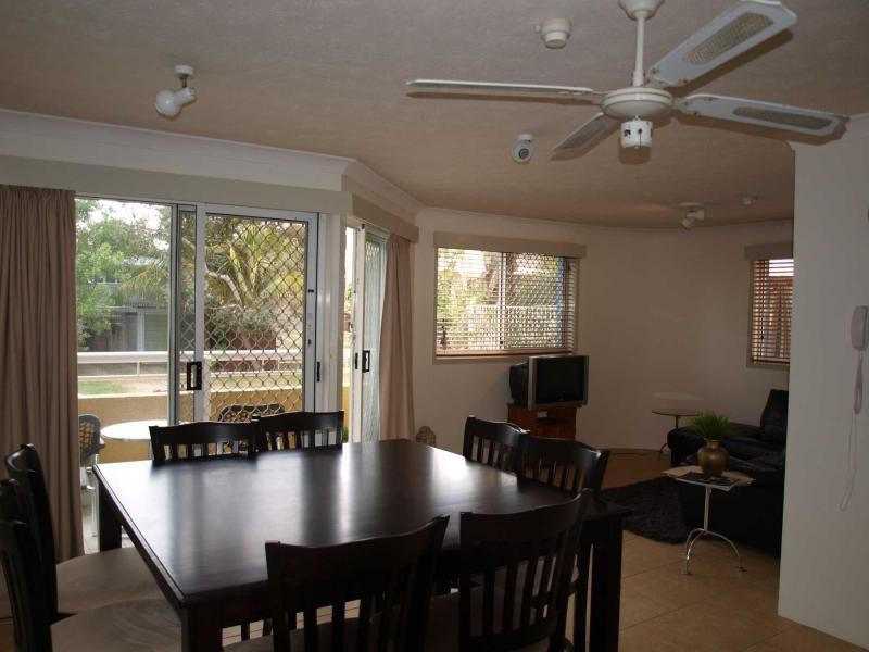 4/14 Jefferson Lane, Palm Beach QLD 4221