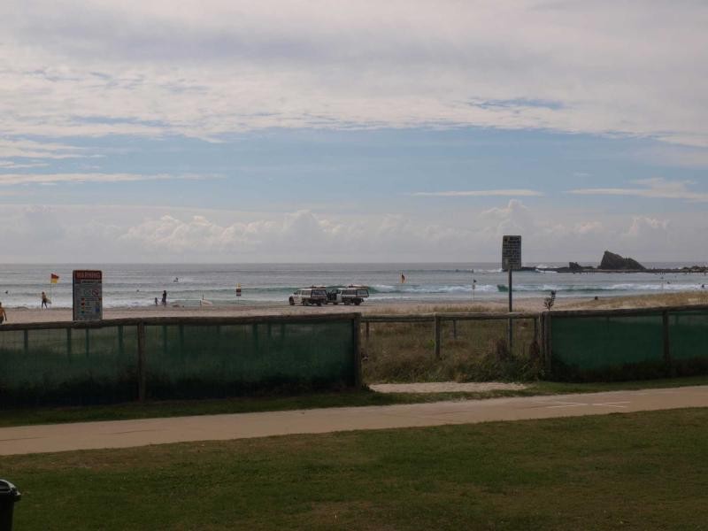 4/14 Jefferson Lane, Palm Beach QLD 4221