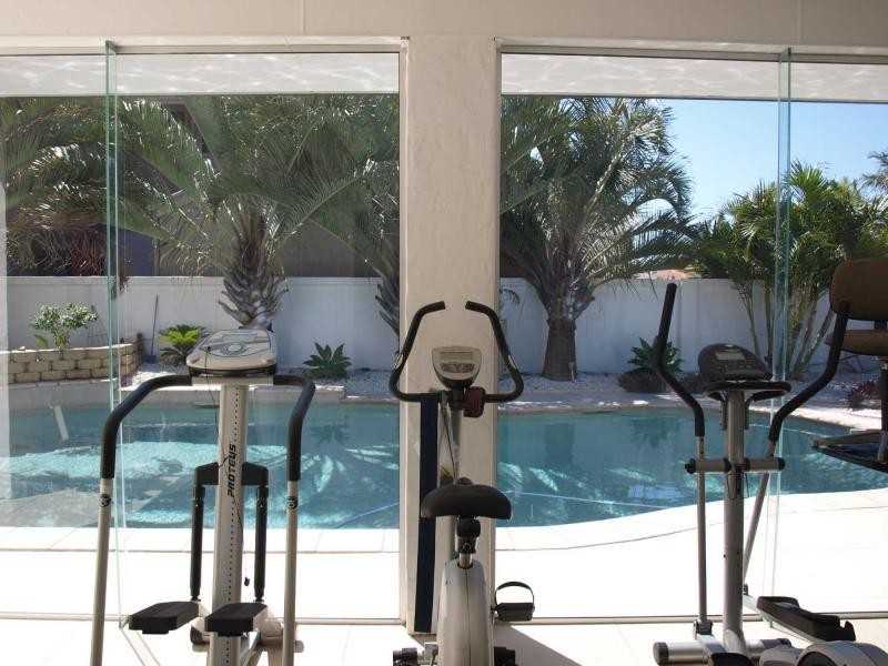 56 Tradewinds Avenue, Paradise Point QLD 4216