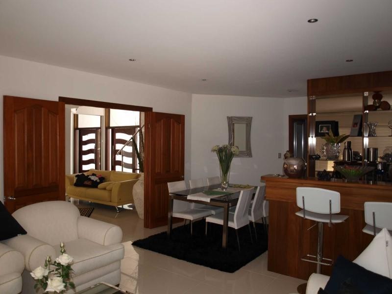 56 Tradewinds Avenue, Paradise Point QLD 4216