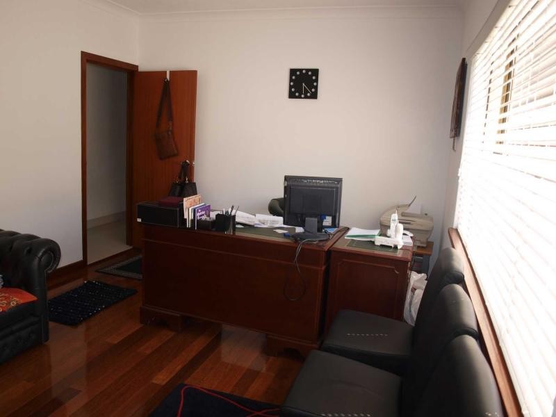 56 Tradewinds Avenue, Paradise Point QLD 4216