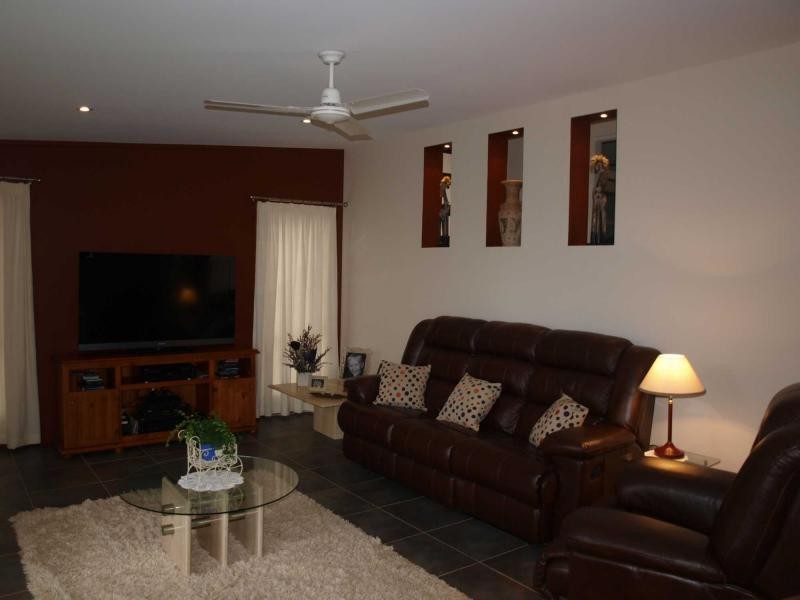 2a Owenia Circuit, Bilambil Heights NSW 2486